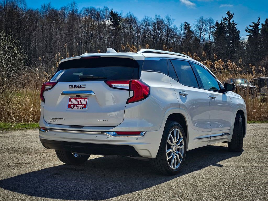 Certified 2023 GMC Terrain Denali w/ Denali Premium Package image 3