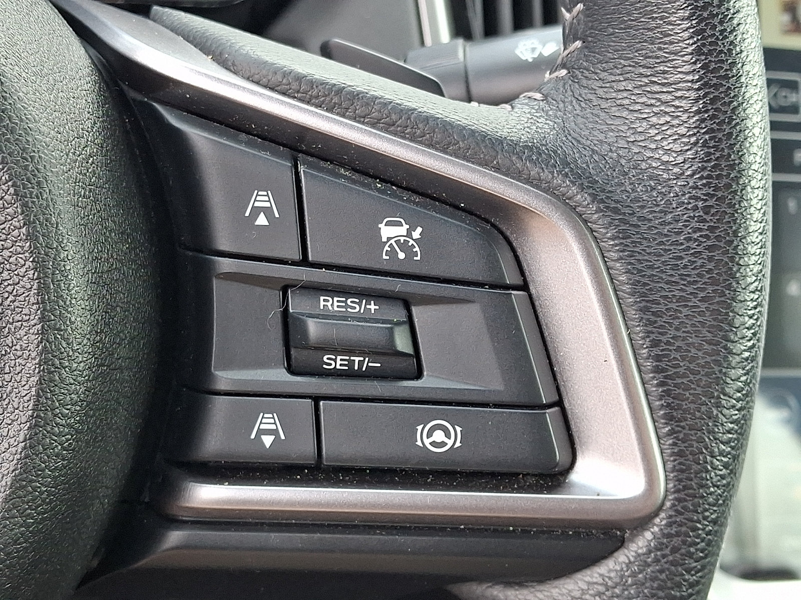 Used 2024 Subaru Legacy Premium AWD/4WD image 24
