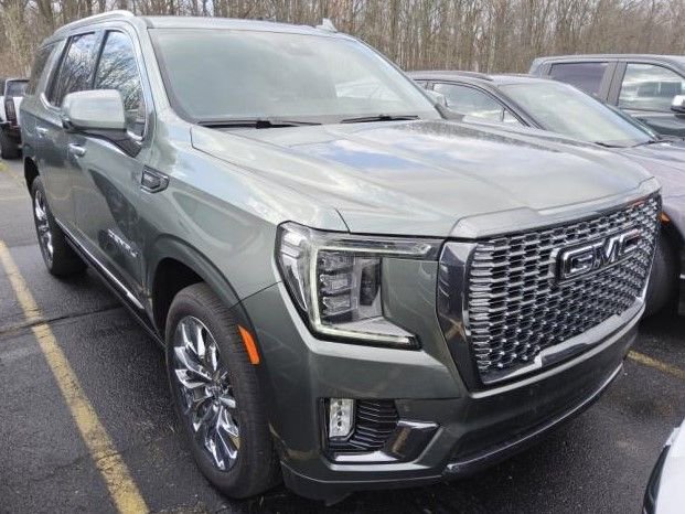 Used 2024 GMC Yukon Denali Ultimate AWD/4WD image 1