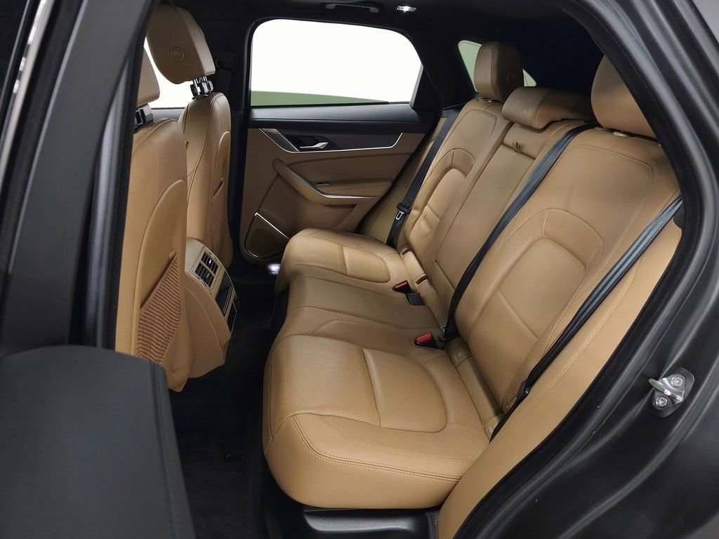 Used 2023 Jaguar F-PACE S image 35
