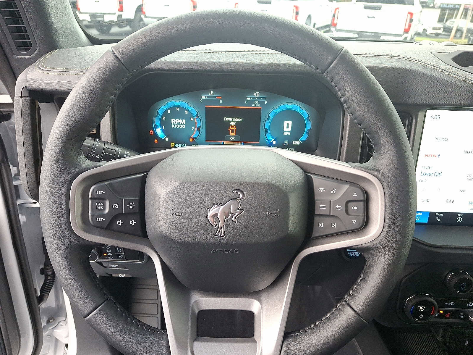 New 2025 Ford Bronco Badlands image 17