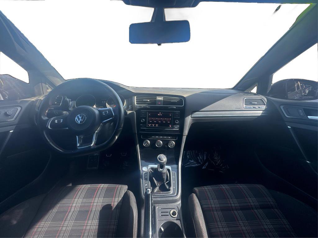 Used 2019 Volkswagen GTI SE FWD image 17