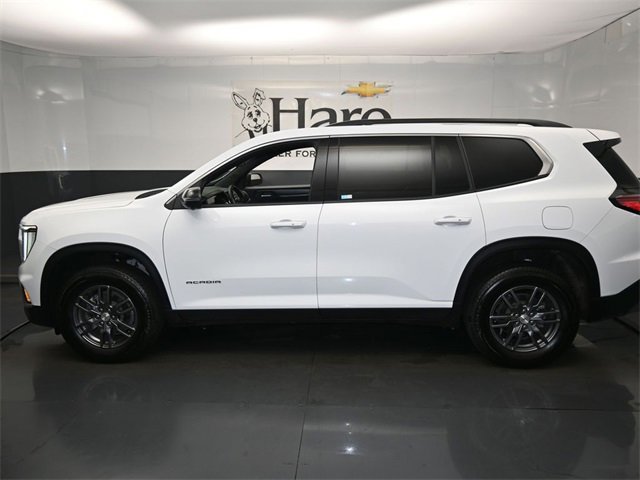 Used 2025 GMC Acadia Elevation image 31