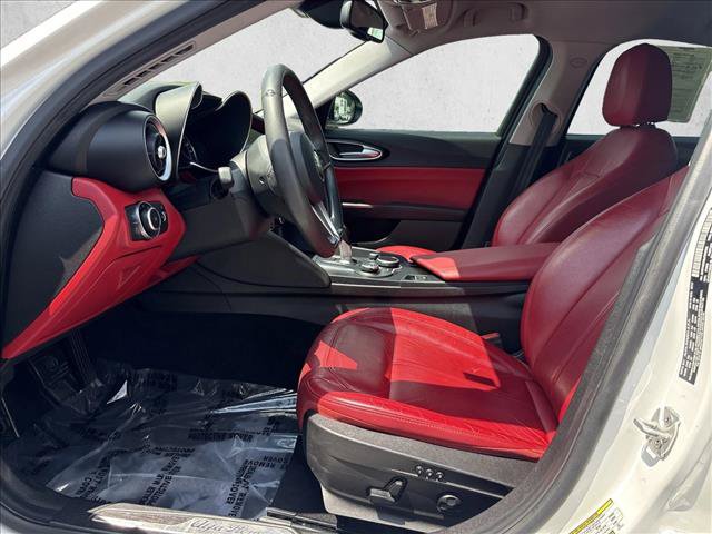 Used 2018 Alfa Romeo Giulia AWD image 10