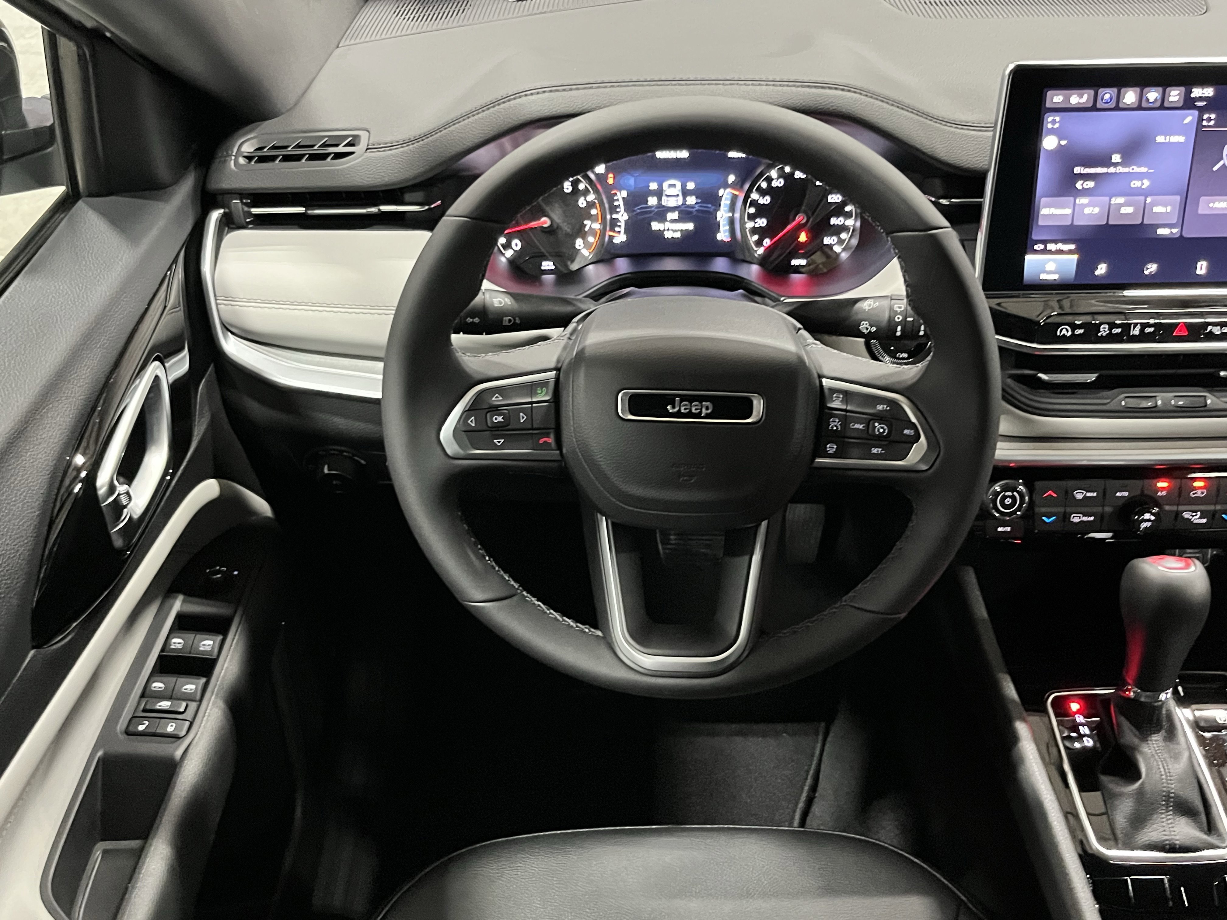 Certified 2026 Jeep Compass Limited image 12