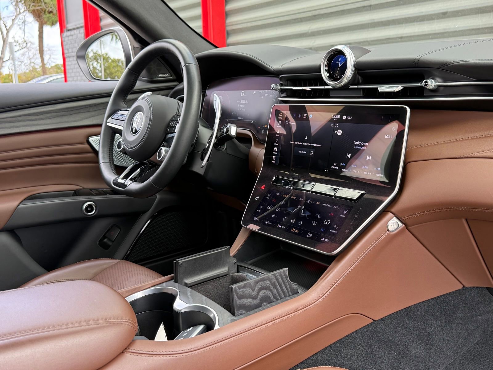 Used 2023 Maserati Grecale GT image 21