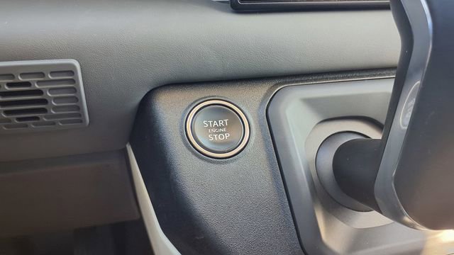 Used 2023 Land Rover Defender 130 First Edition image 33