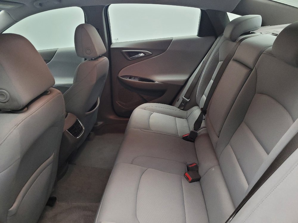 Used 2020 Chevrolet Malibu LT FWD image 18