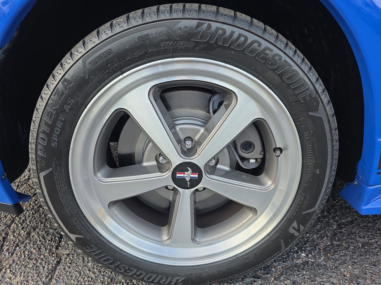 Used 2004 Ford Mustang Mach 1 image 52