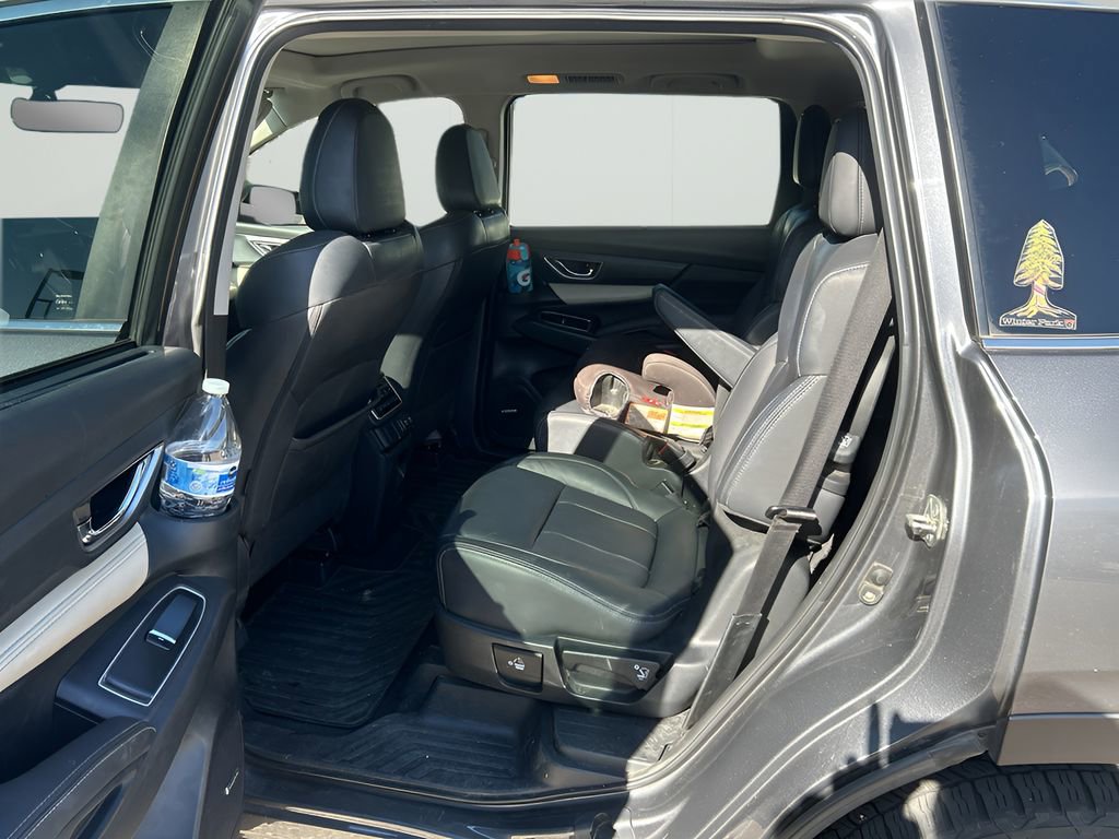 Used 2020 Subaru Ascent Limited w/ Technology Package AWD/4WD image 9