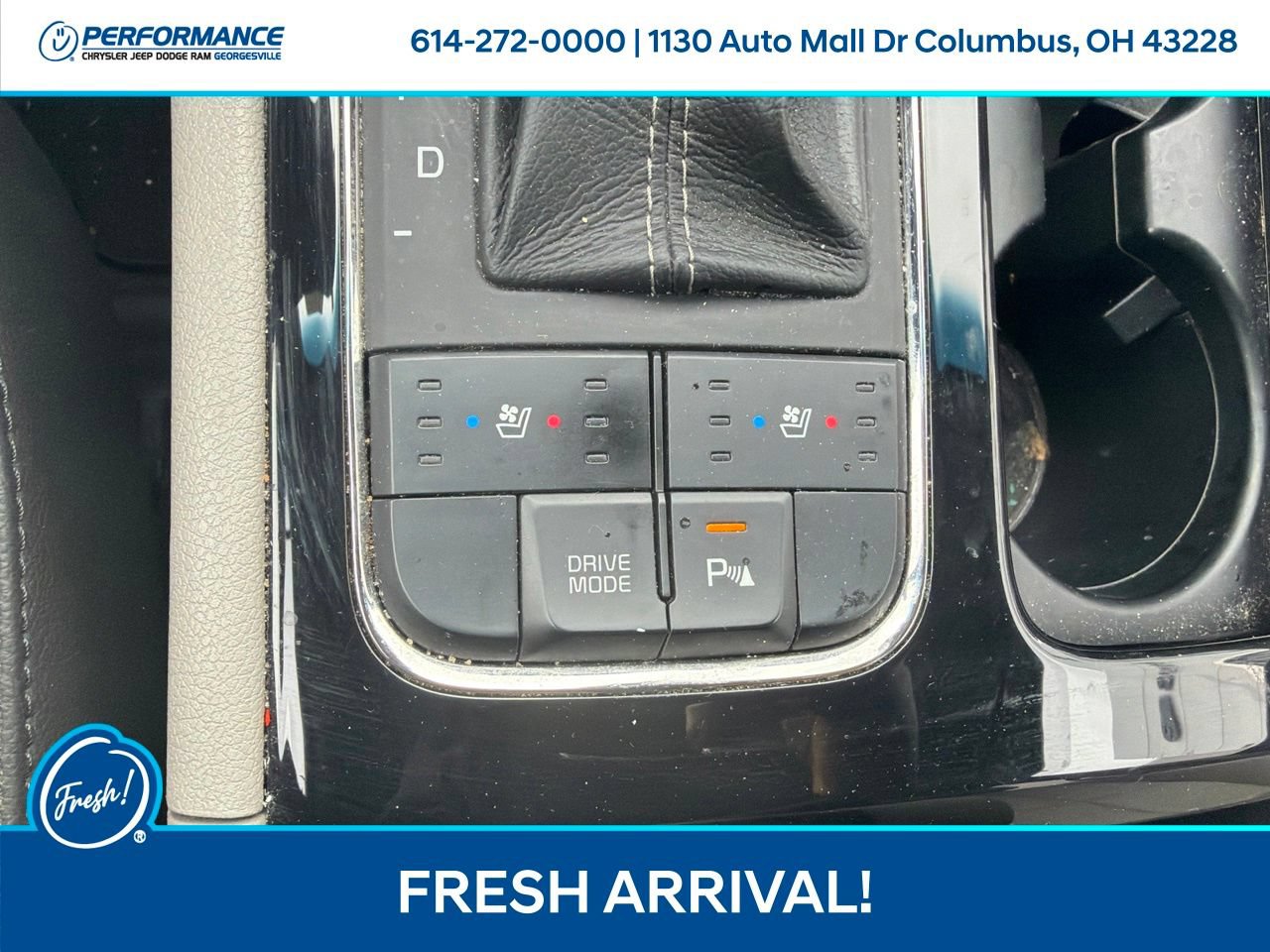 Used 2017 Kia Sedona SX FWD image 25