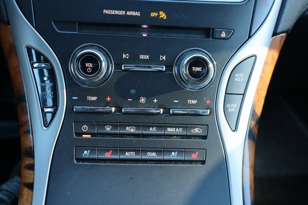 Used 2020 Lincoln Nautilus Reserve image 11