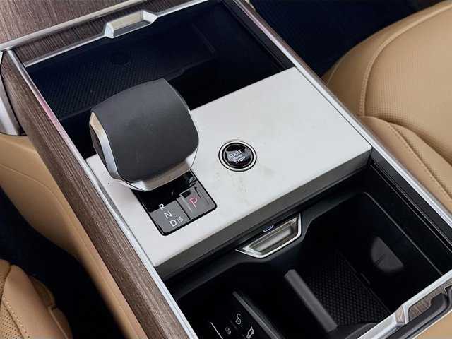 New 2026 Land Rover Range Rover SE image 19