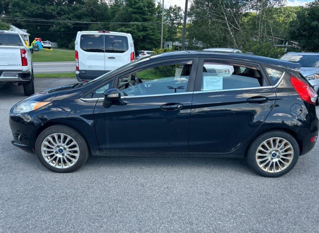 Used 2016 Ford Fiesta Titanium FWD image 8