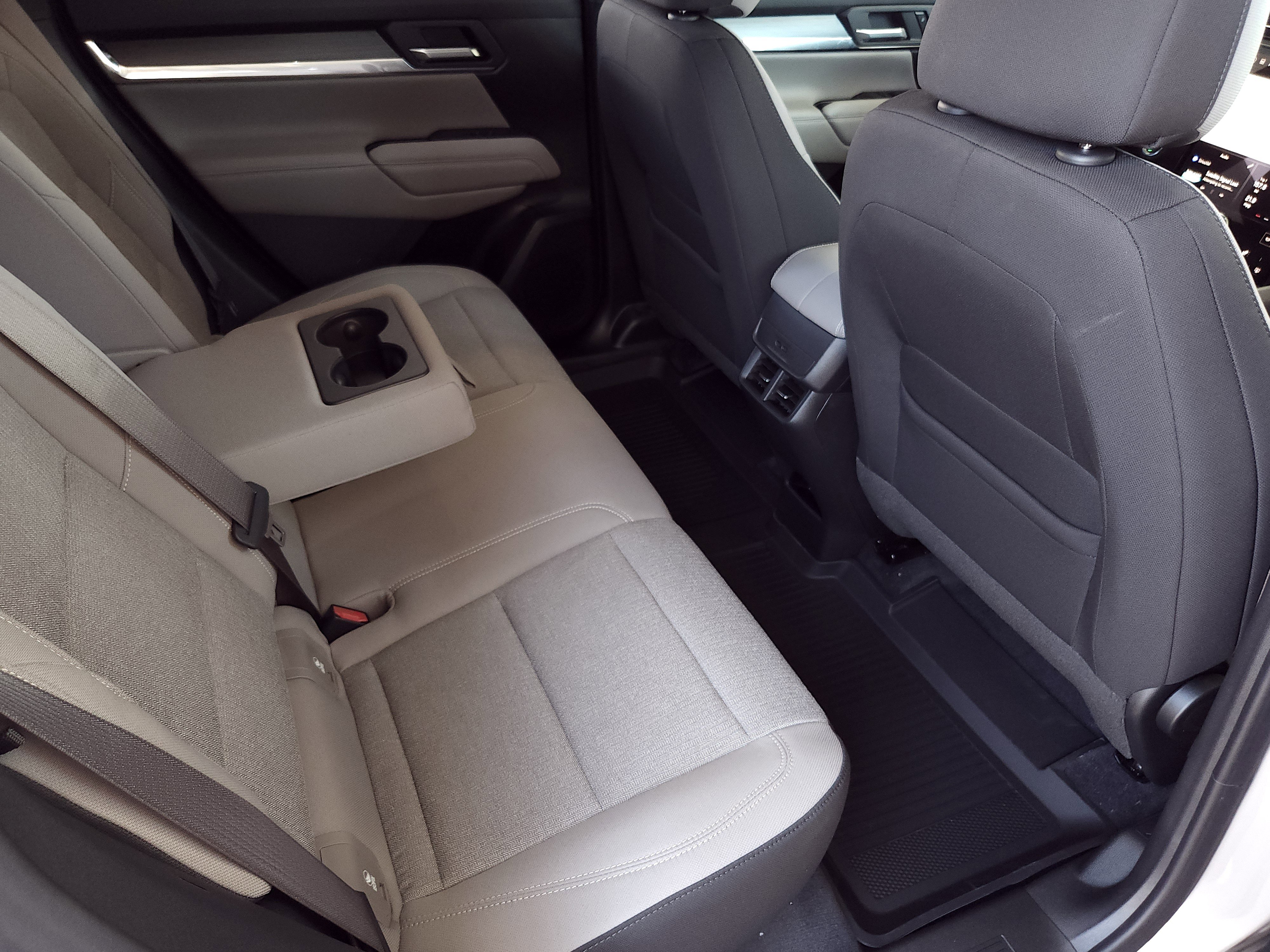 New 2026 GMC Terrain Elevation image 36