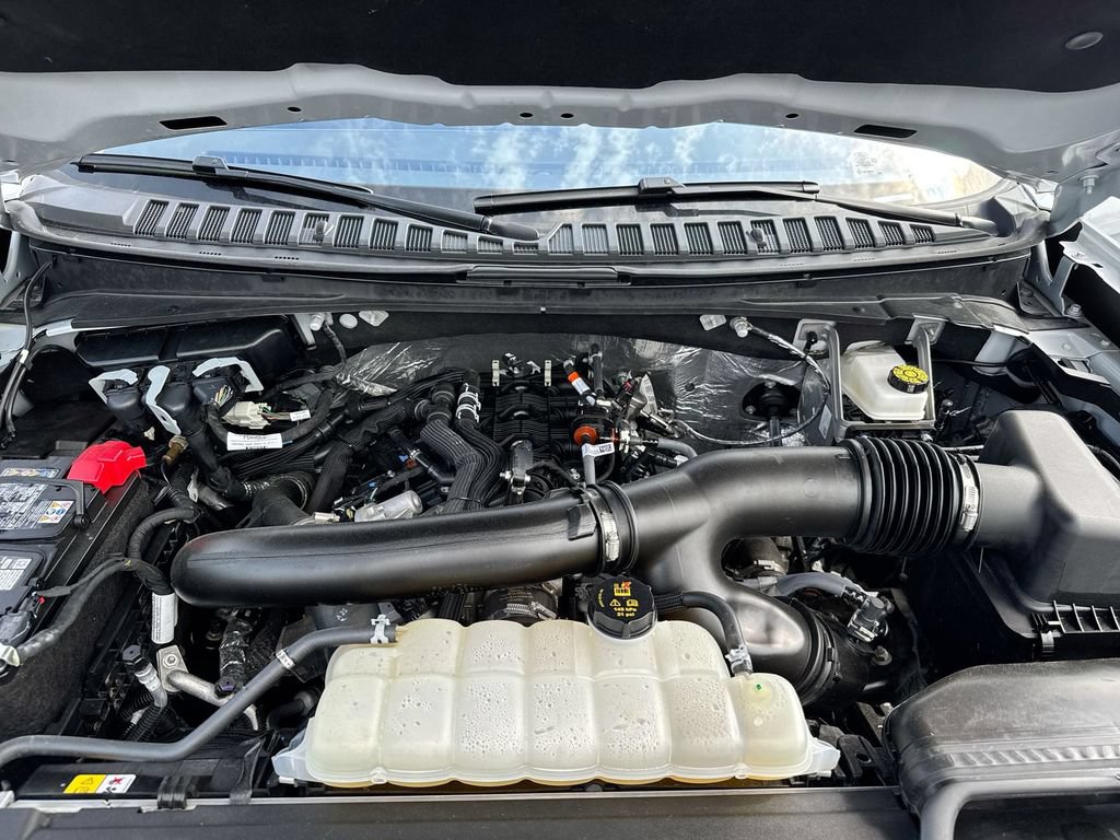 Used 2025 Ford Expedition Max Active AWD/4WD image 26