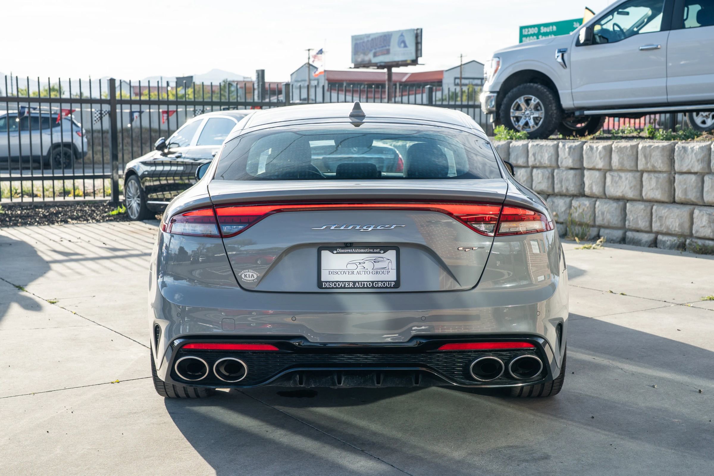 Used 2022 Kia Stinger GT1 RWD image 6