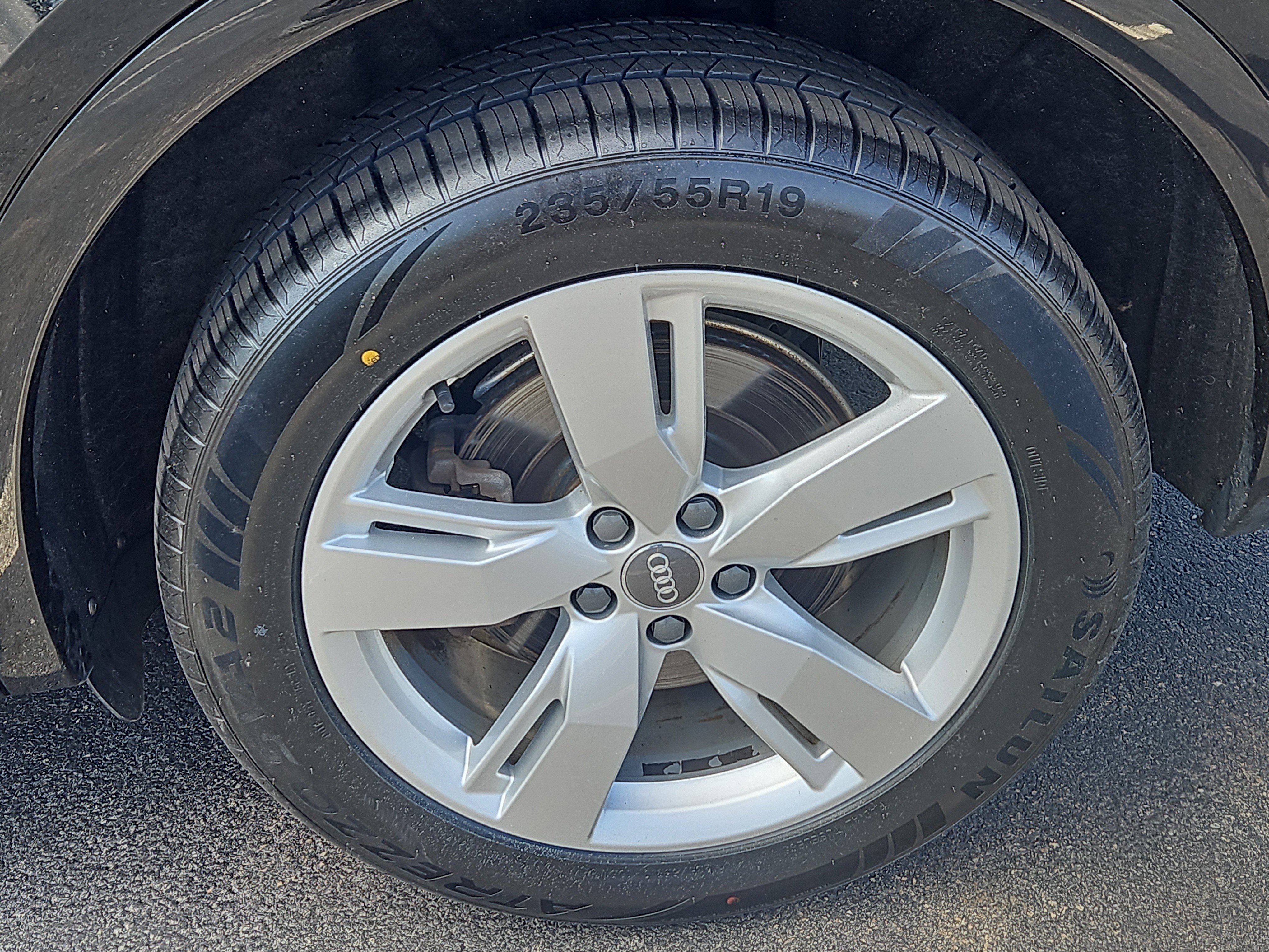 Used 2019 Audi Q5 2.0T Premium Plus w/ Premium Plus Package AWD/4WD image 28