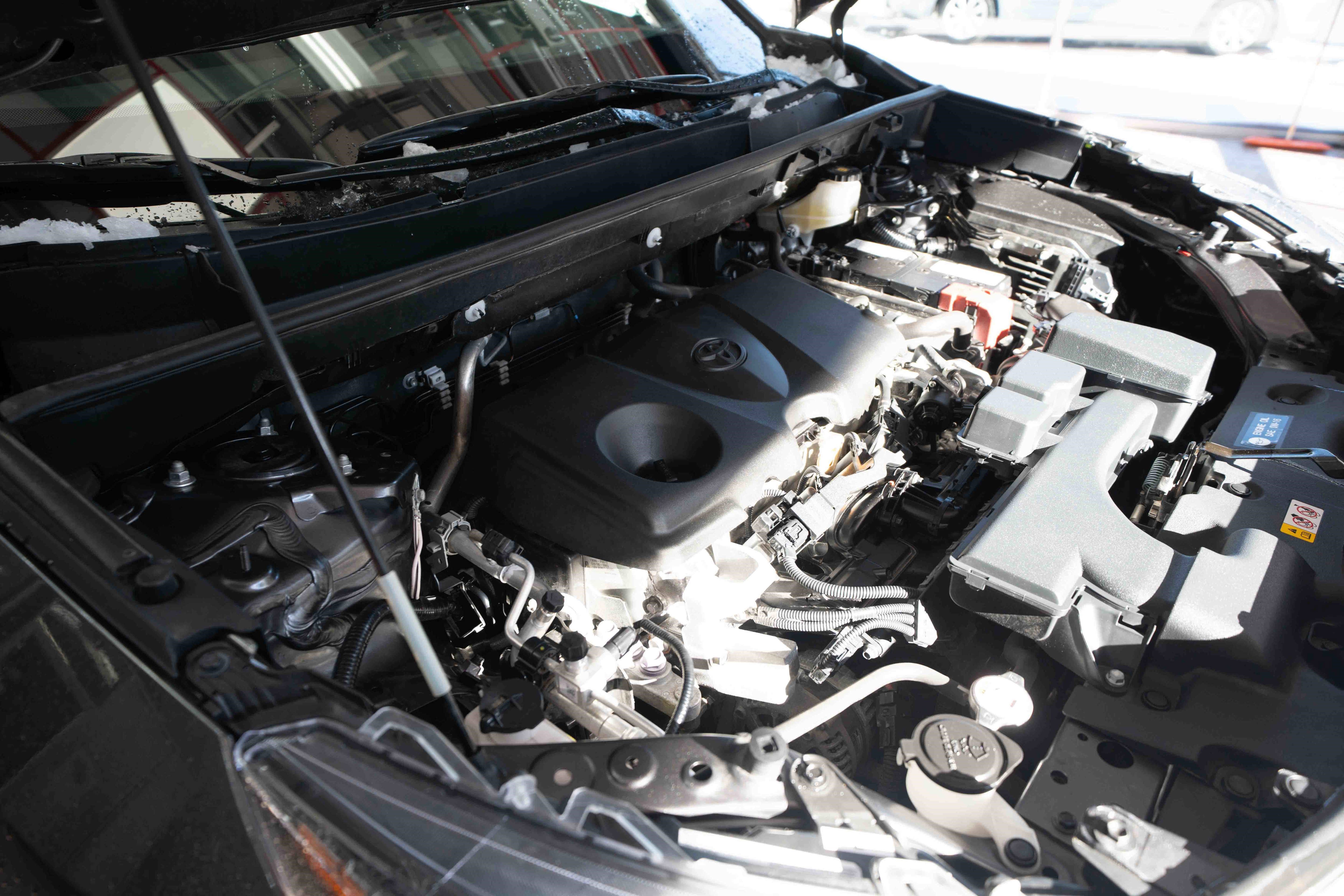 Used 2024 Toyota RAV4 LE image 32