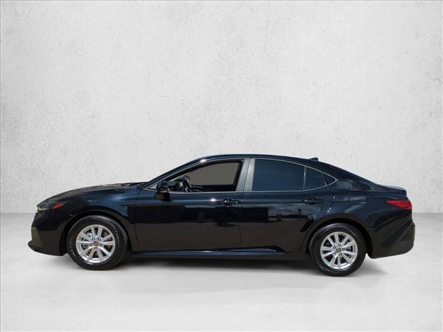 Used 2025 Toyota Camry LE FWD image 9