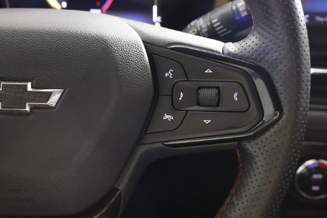 Used 2025 Chevrolet TrailBlazer RS w/ Convenience Package FWD image 10