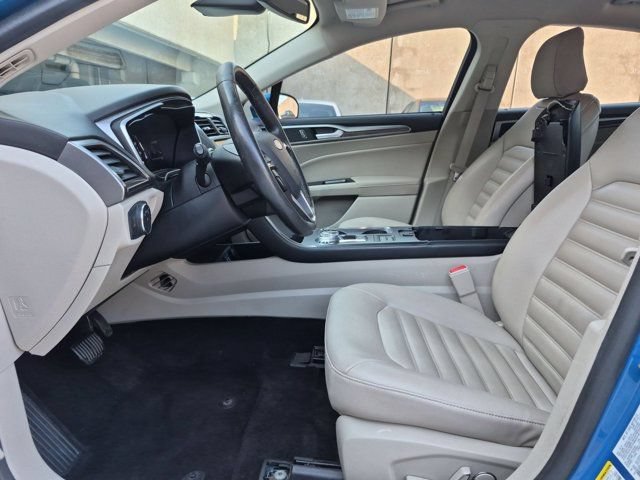 Used 2020 Ford Fusion SEL FWD image 9