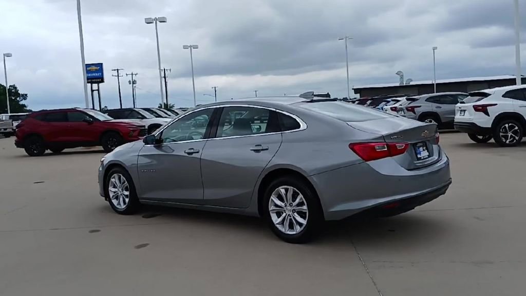 Used 2024 Chevrolet Malibu LT FWD image 8