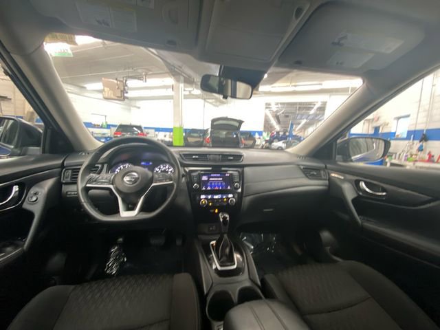 Used 2020 Nissan Rogue SV image 27