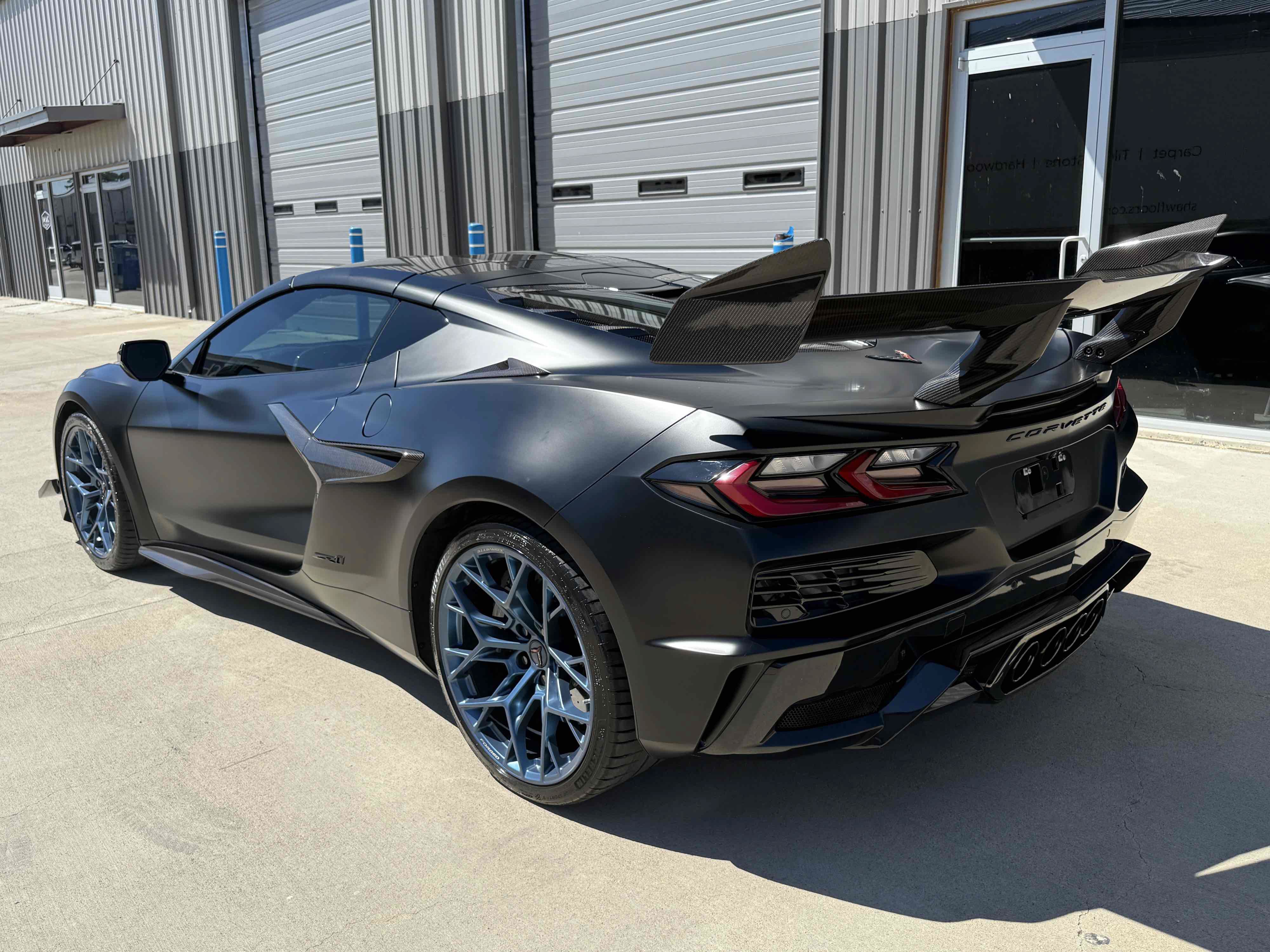 Used 2026 Chevrolet Corvette ZR1 w/ ZR1 Carbon Fiber Aero Package RWD image 2