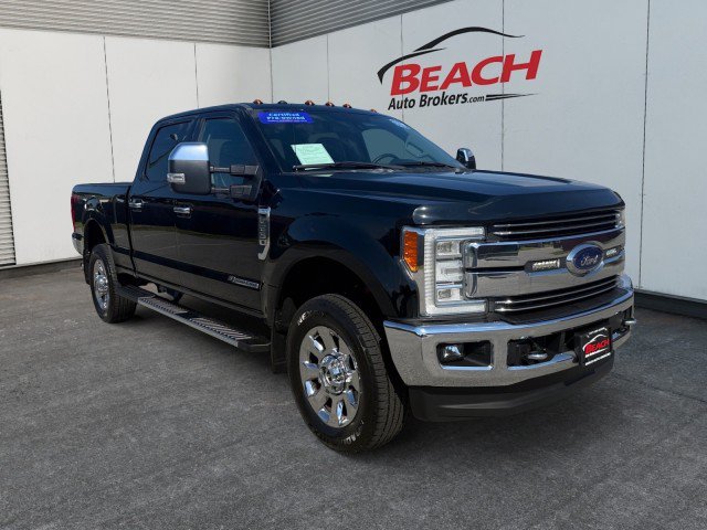 Used 2017 Ford F250 Lariat w/ Lariat Ultimate Package AWD/4WD video 1