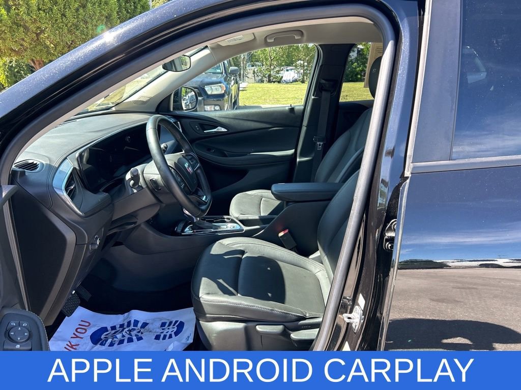 Used 2024 Buick Encore GX Sport Touring image 9