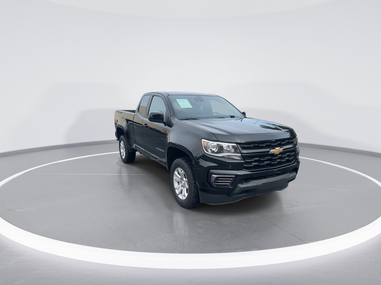 Used 2022 Chevrolet Colorado LT w/ Fleet Safety Package image 2