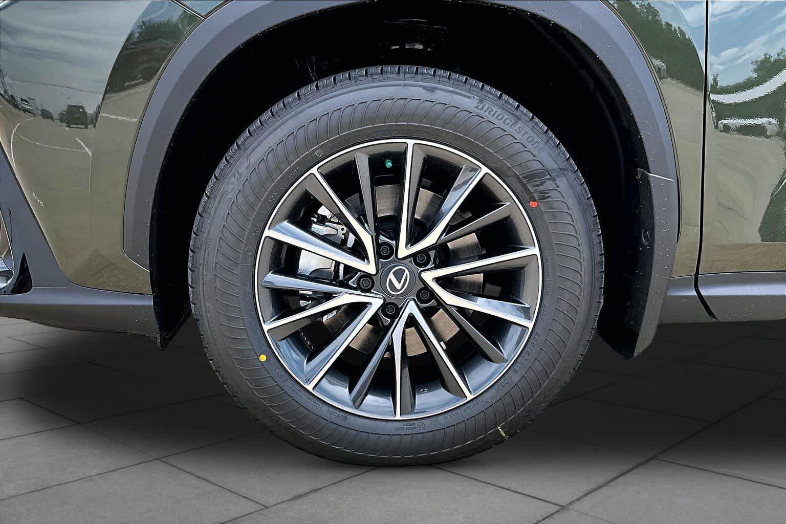 New 2026 Lexus NX 350 AWD w/ Cold Area Package image 11