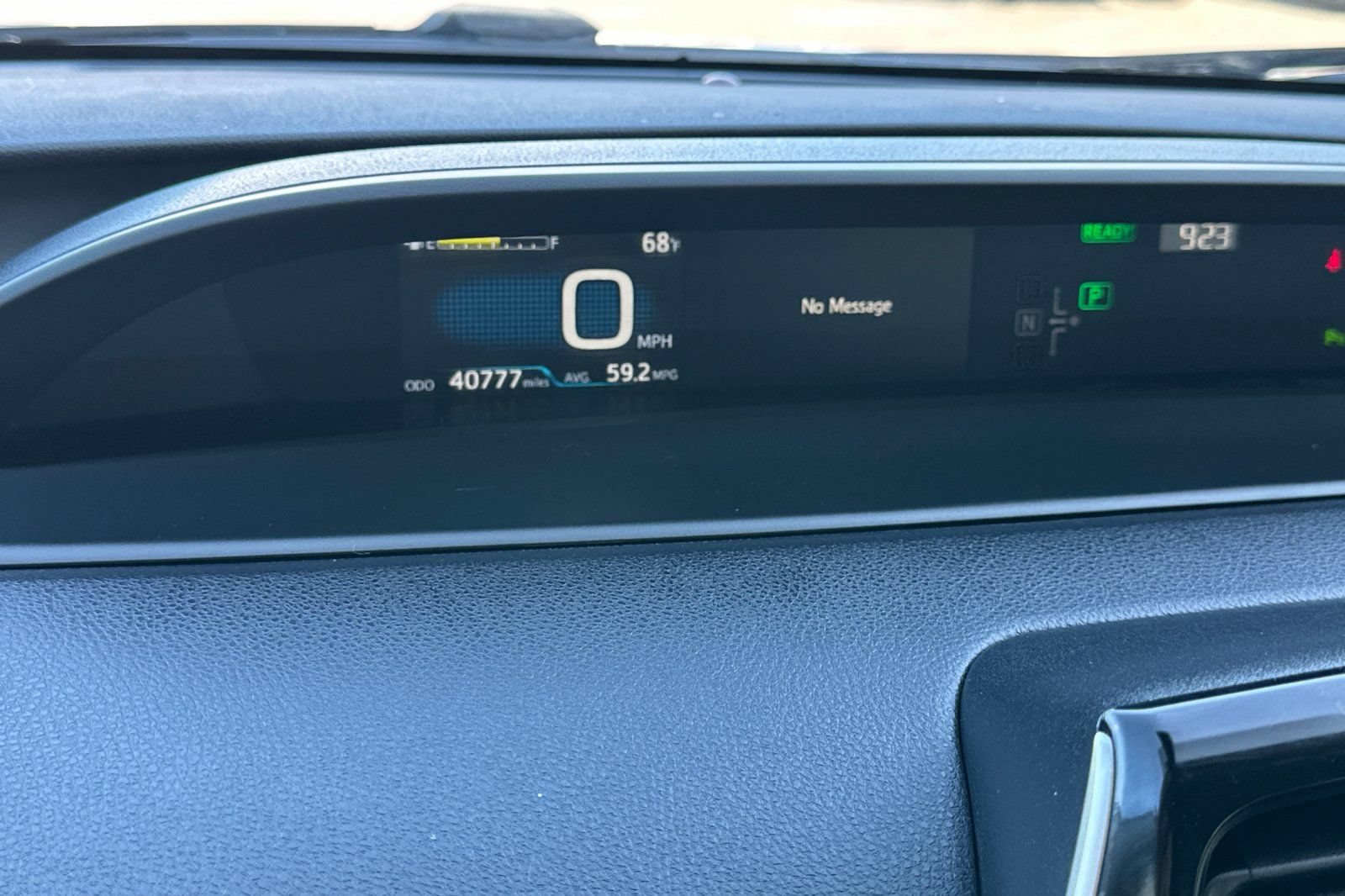 Certified 2020 Toyota Prius LE FWD image 24