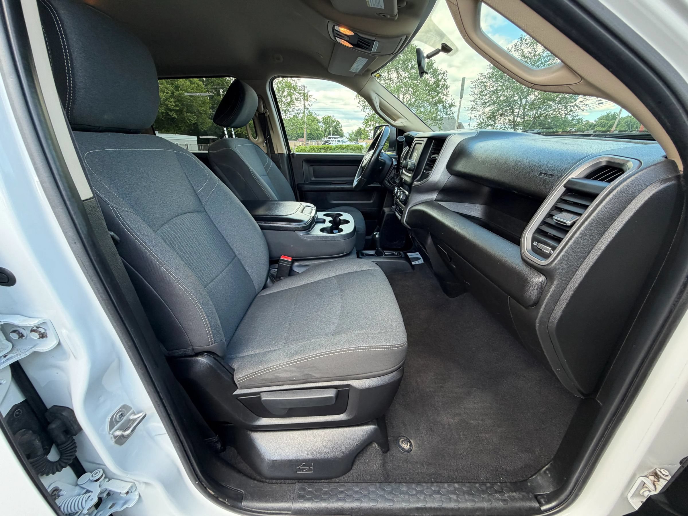 Used 2019 RAM 3500 Tradesman AWD/4WD image 21