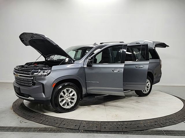 Used 2021 Chevrolet Suburban Premier w/ Premium Package AWD/4WD image 11