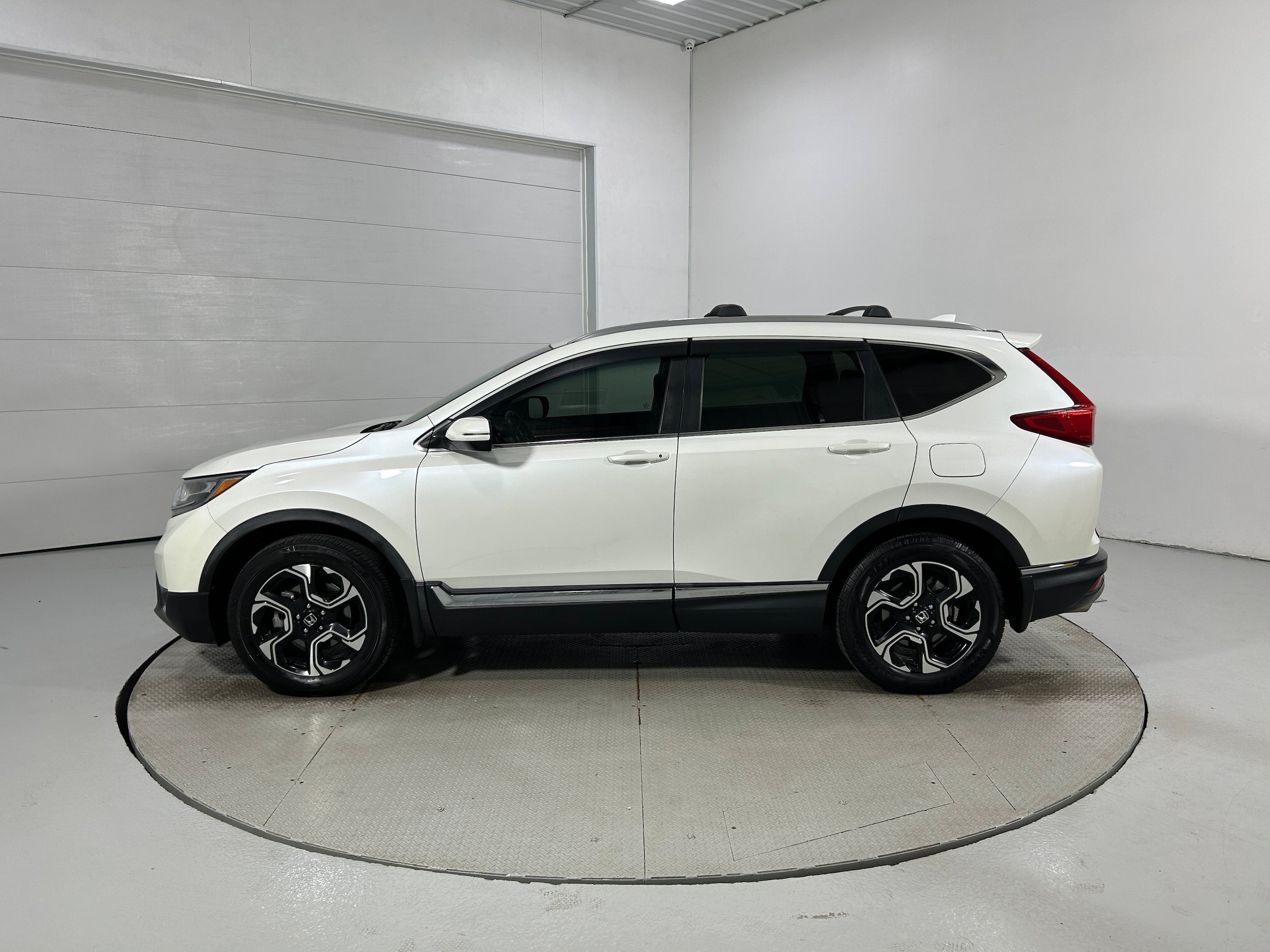 Used 2018 Honda CR-V Touring image 20