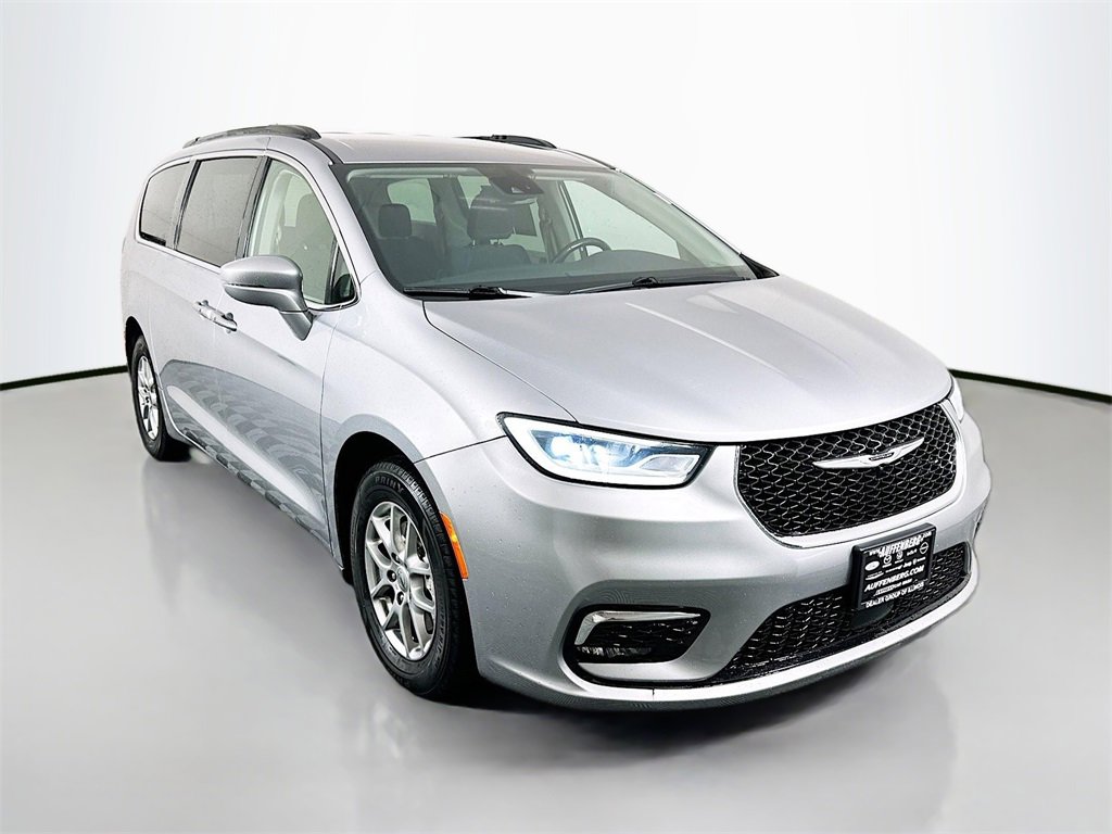 Used 2021 Chrysler Pacifica Touring w/ Cold Weather Group