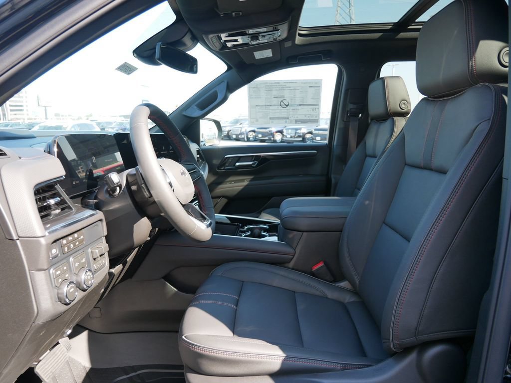 New 2026 Chevrolet Suburban RST w/ Comfort Package AWD/4WD image 15
