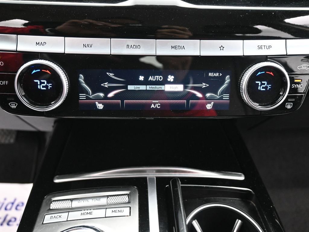 Used 2023 Genesis G80 2.5T image 13