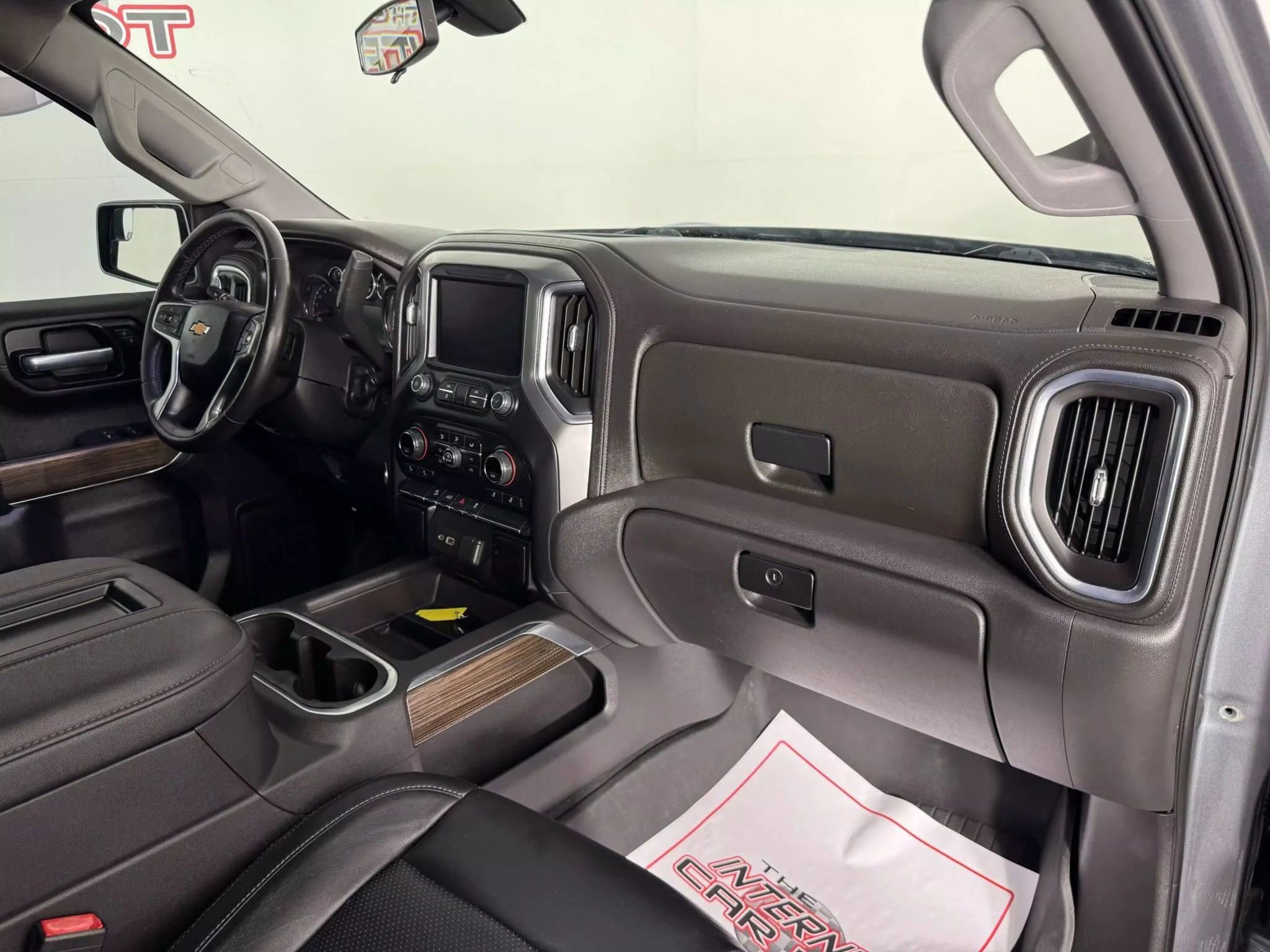 Used 2021 Chevrolet Silverado 1500 LT Trail Boss w/ Bed Protection Package AWD/4WD image 12