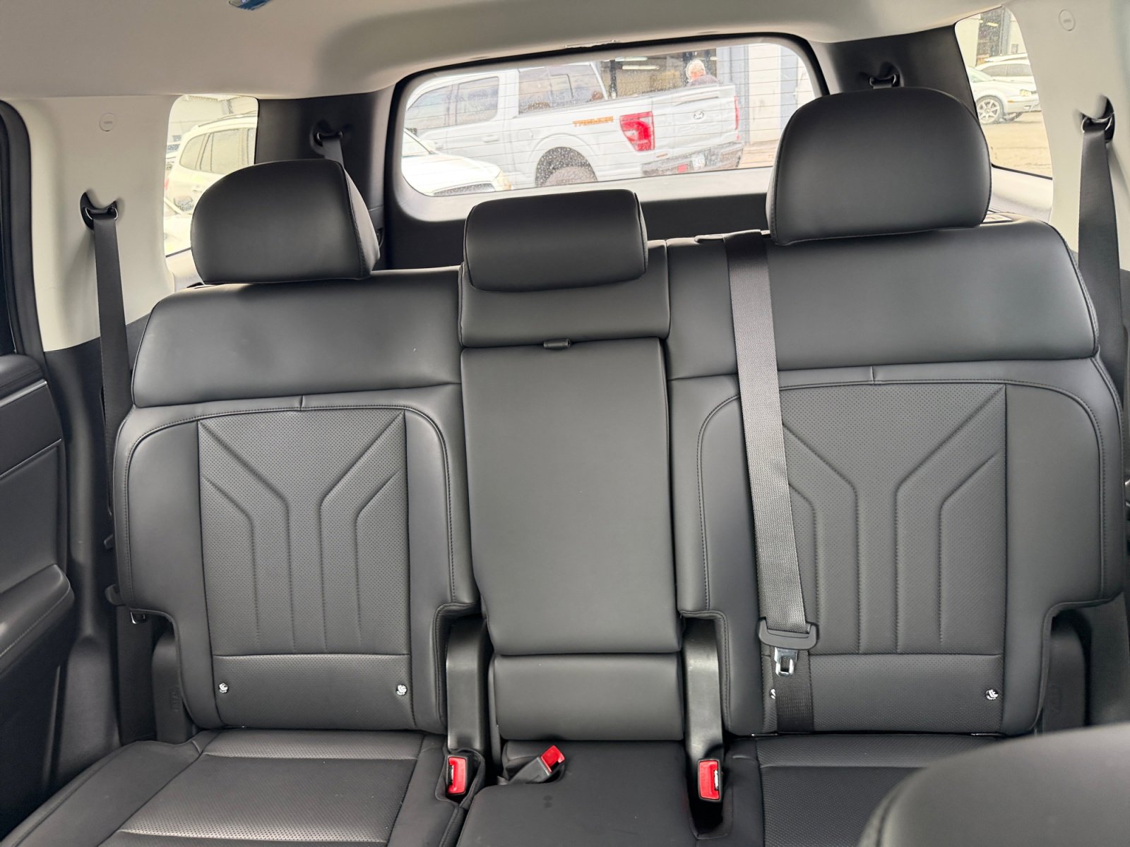 Used 2026 Hyundai Santa Fe SEL AWD/4WD image 18