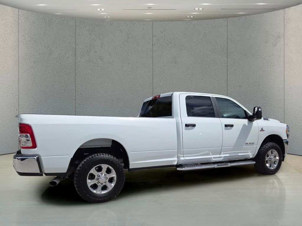 Used 2024 RAM 3500 Big Horn AWD/4WD image 3