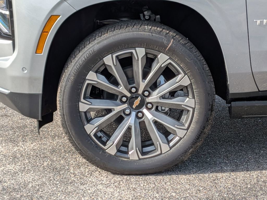 New 2026 Chevrolet Tahoe High Country AWD/4WD image 11