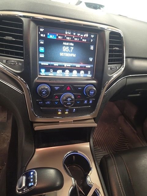 Used 2015 Jeep Grand Cherokee Limited image 11