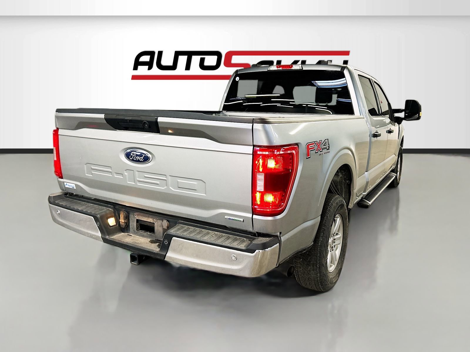 Used 2023 Ford F150 XLT w/ Equipment Group 301A Mid AWD/4WD image 7