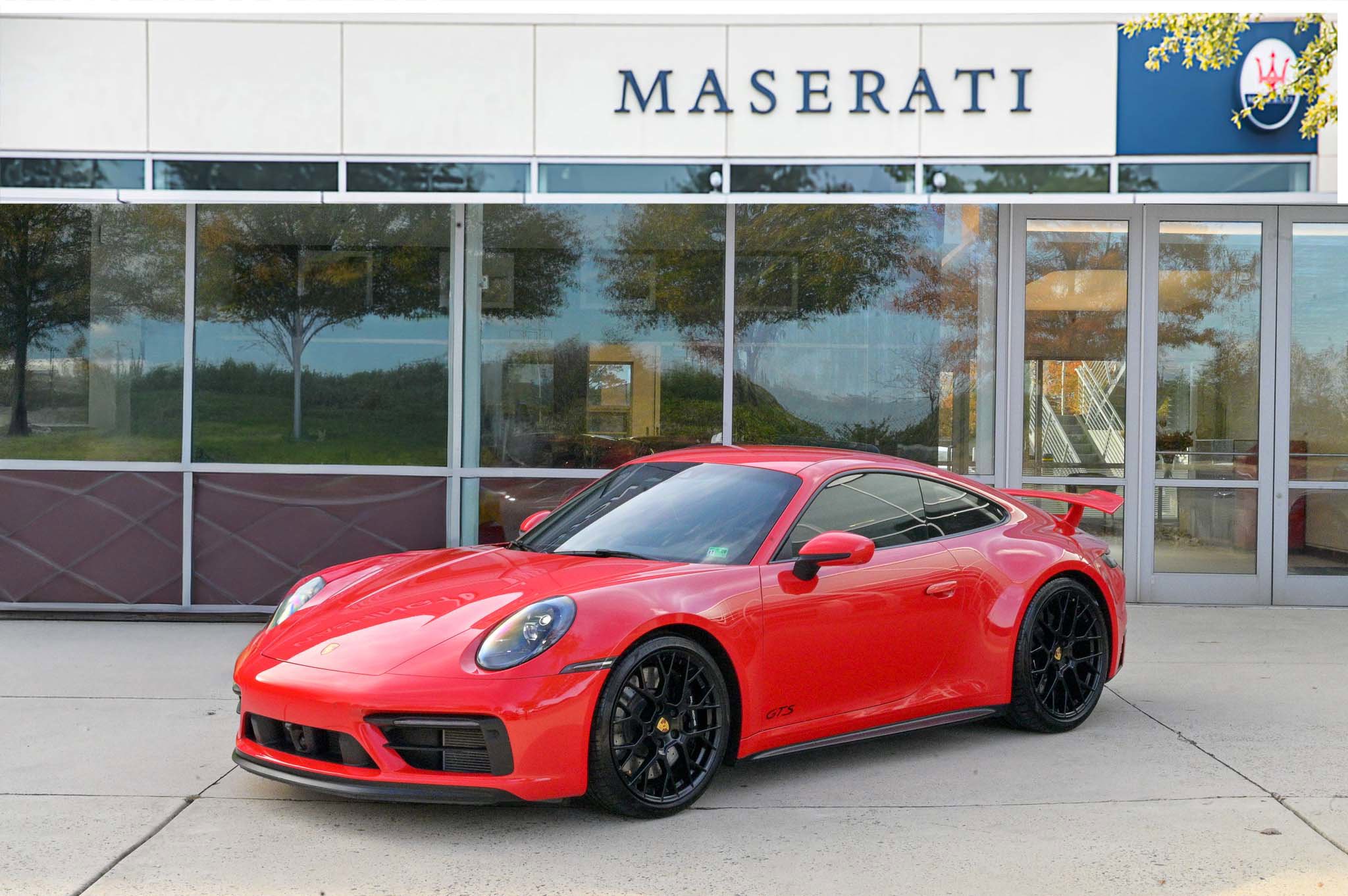 Used 2022 Porsche 911 Carrera GTS image 1