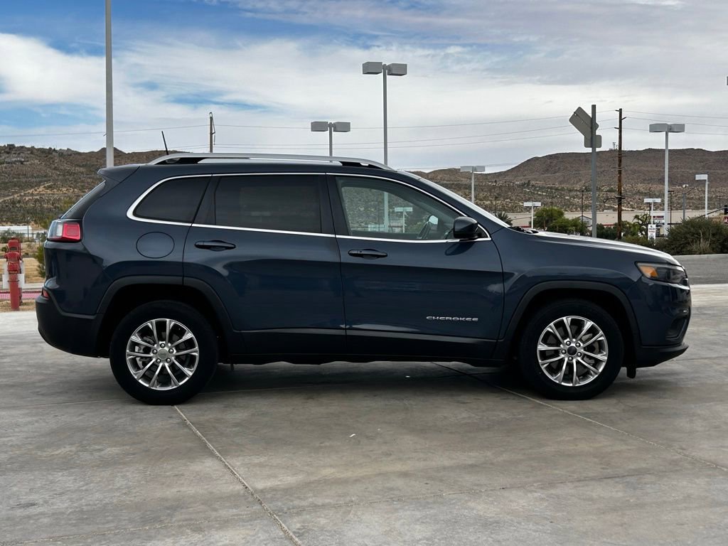 Used 2021 Jeep Cherokee Latitude Plus image 9
