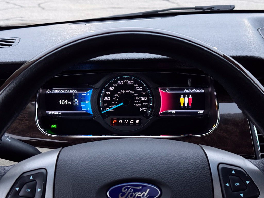 Used 2015 Ford Taurus Limited w/ Equipment Group 301A FWD image 36