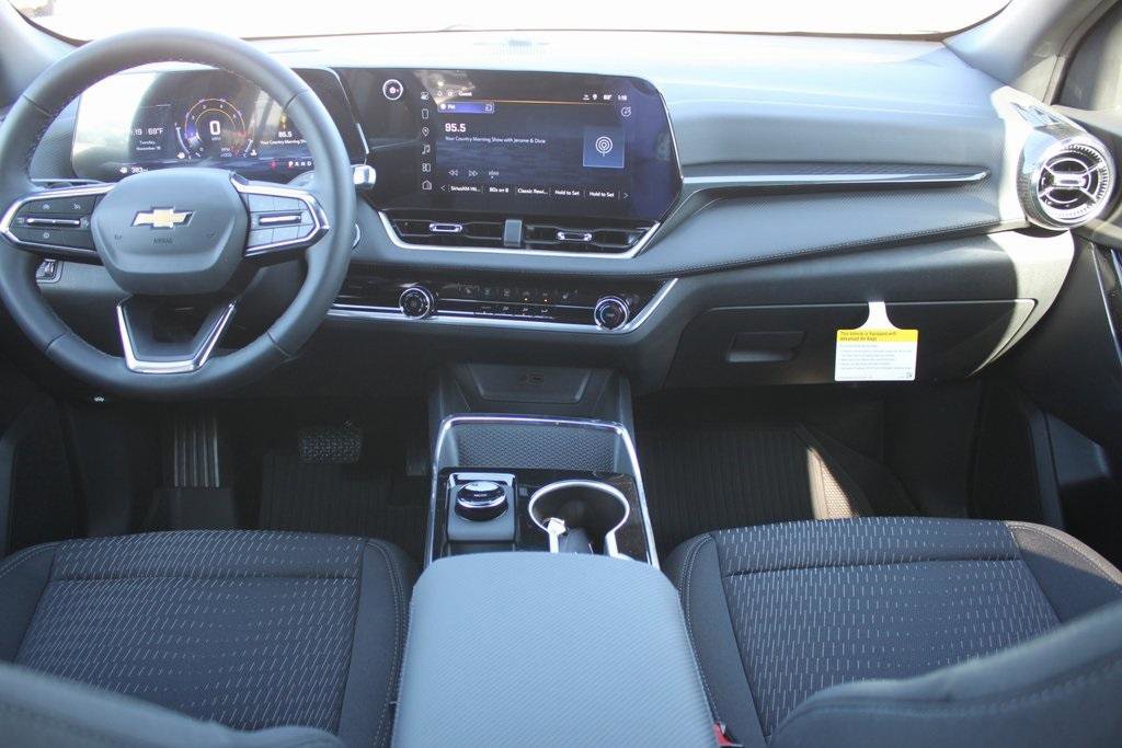 New 2026 Chevrolet Equinox LT w/ LPO, Floor Liner Package image 8